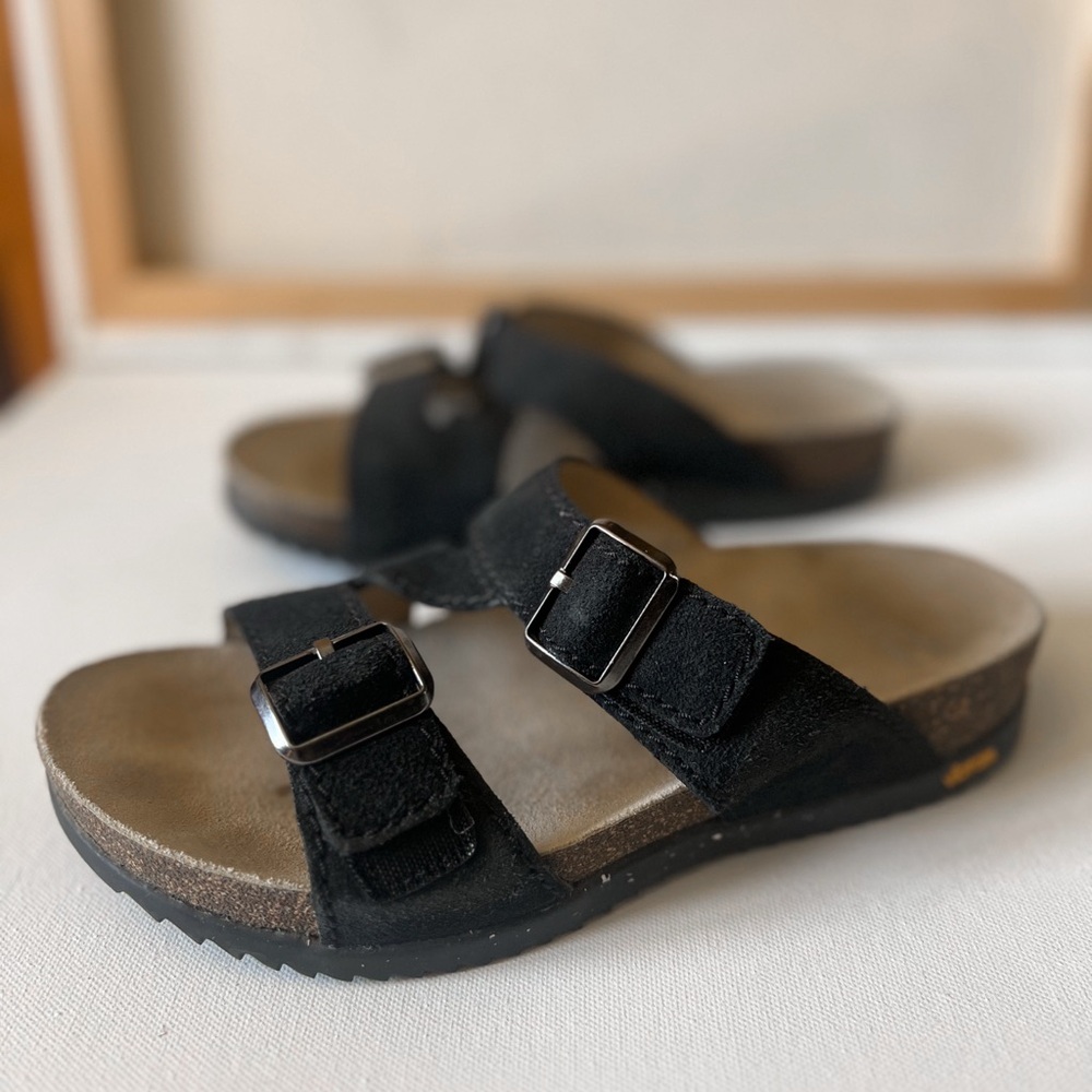 DANSKO Dayna Vibram Sole Suede Black Sandal 37